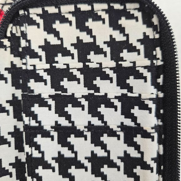 Vera Bradley Carry It All Wristlet Deco Daisy Pattern Red Black White Quilted - Picture 4 of 7